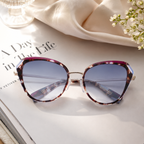 Bulget - Lunettes de Soleil Papillon Rose Havane Dore (vue 3) — Bulget | View Optik