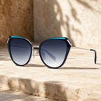 Bulget - Lunettes de Soleil Papillon Bleu Marine Argent (vue 3) — Bulget | View Optik