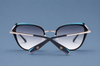 Bulget - Lunettes de Soleil Papillon Bleu Marine Argent (vue 4) — Bulget | View Optik