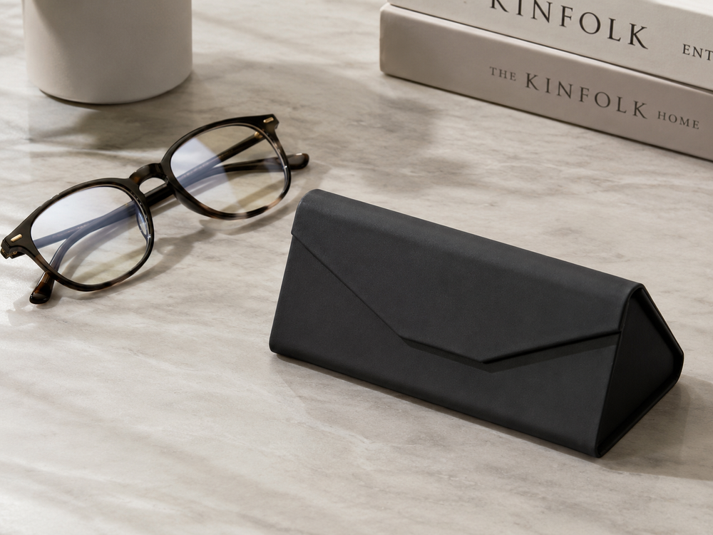Etui Pliable - Housse Lunettes Compacte Rigide Voyage — View Optik | Lunettes de soleil UV400