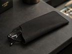 Etui en Daim - Housse Lunettes Cuir Velours Souple Protection Premium (vue 2) — View Optik | View Optik